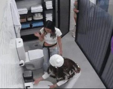 Los participantes de Gran Hermano Chile descubrieron el bidet y la reacción fue viral