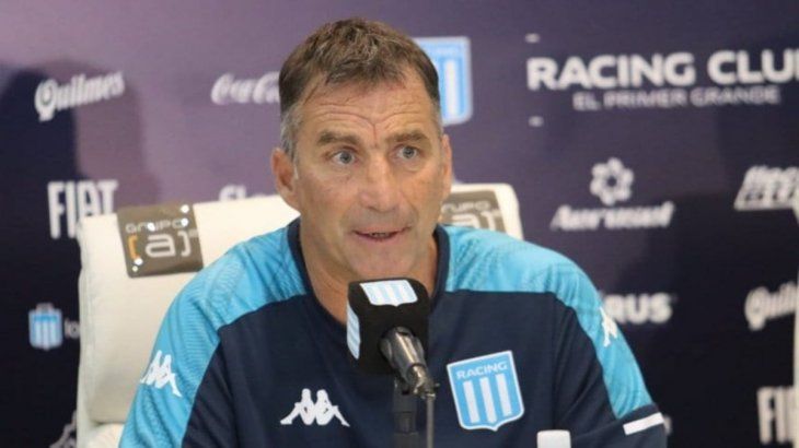 Tras la derrota en el clásico, Pizzi dejó de ser DT de Racing