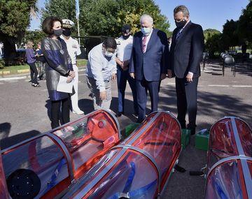 Estados Unidos donó cápsulas para traslado y generadores de ozono a la Argentina