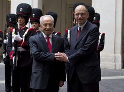 el papa francisco recibio al presidente de israel el papa francisco recibio al presidente de israel