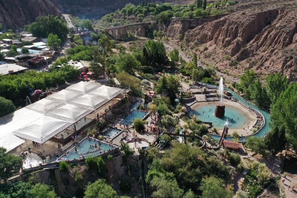 El pueblo termal de Mendoza que es ideal para visitar y relajarse