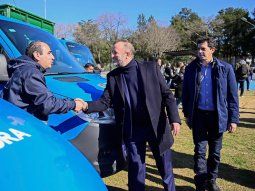 Martín Insaurralde y Wado de Pedro presentaron móviles en Lomas de Zamora