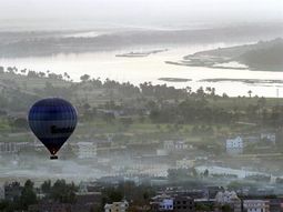mueren 19 turistas al caerse un globo aerostatico en egipto mueren 19 turistas al caerse un globo aerostatico en egipto