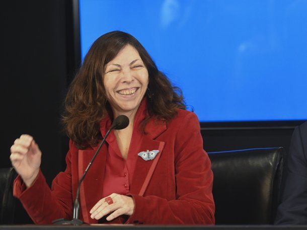 Silvina Batakis se reúne este martes con otros tres gobernadores