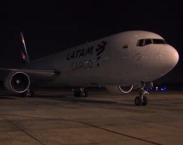 Siguen llegando vacunas: ahora arribaron 1.349.700 dosis de AstraZeneca