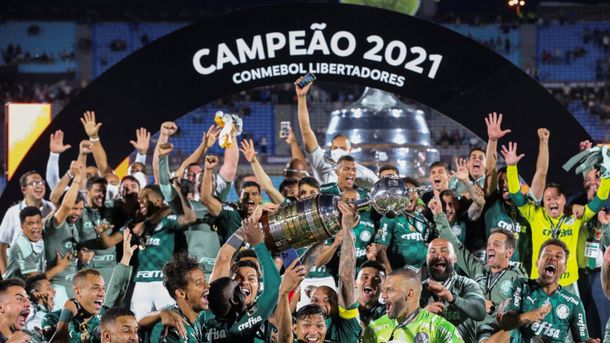 El brasileño que sueña con jugar en Boca y ganar la Copa Libertadores: Si La Bombonera grita mi nombre...