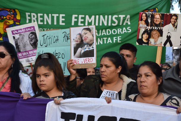 Por quinto año consecutivo, decenas de miles de mujeres gritaron Ni una menos