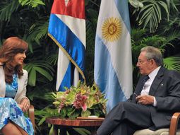 Cristina se reunió con Raúl Castro en el Palacio de la Revolución cubano