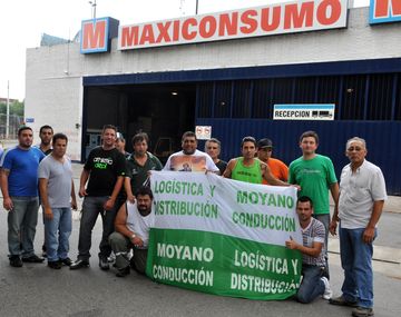 Piden indagar a responsables del bloqueo a Maxiconsumo