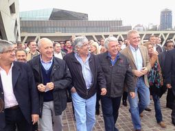 de la sota, moyano y venegas creen en unir mas peronistas de la sota, moyano y venegas creen en unir mas peronistas