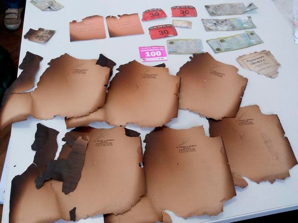 Time Warp: encontraron una bolsa con documentación que había sido quemada