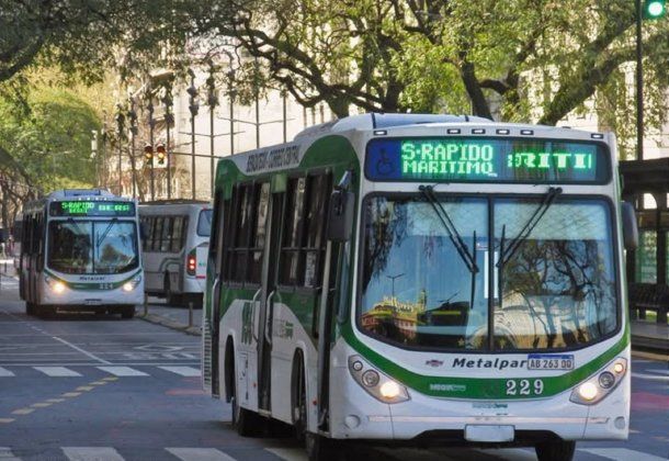 Sorpresivo paro de colectivos en las empresas MOQSA y MOGSM: a qué líneas afecta la medida de fuerza