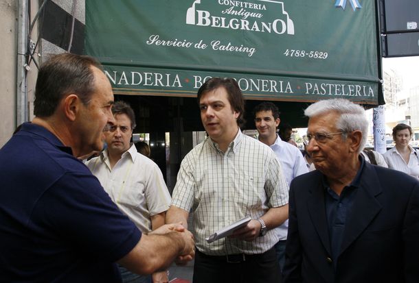 Diputado propone emitir billetes de 200 y 500 pesos para hacer más fácil la vida