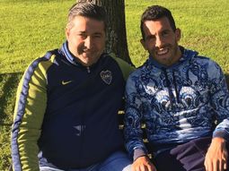 Angelici habló del posible retorno de Tevez a Boca Angelici habló del posible retorno de Tevez a Boca