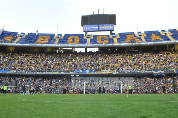 Con críticas a la dirigencia, los hinchas de Boca celebraron un nuevo Día Internacional