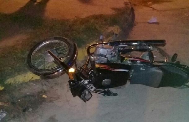 Así quedó la moto tras ser arrollada