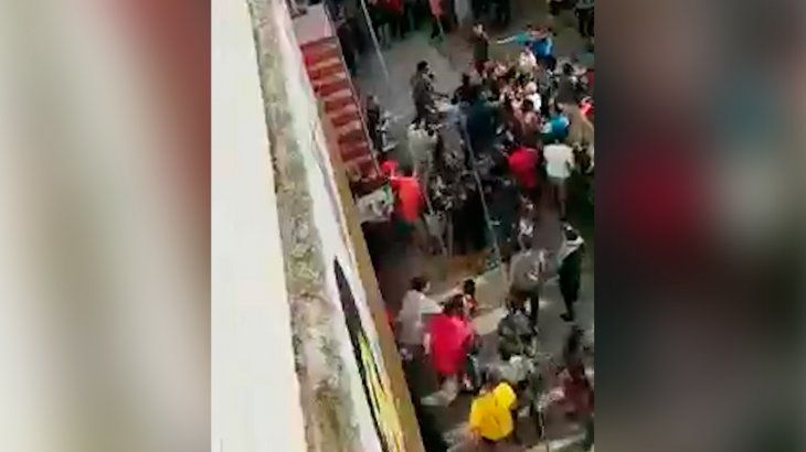 Maten al violín: así lincharon a un acusado de abusar de una nena de 5 años