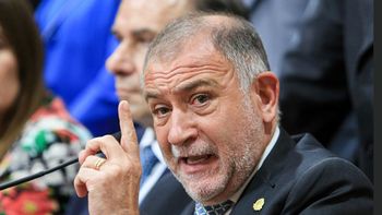 luis juez estallo contra el gobierno por las coimas: plata para la cometa luis juez estallo contra el gobierno por las coimas: plata para la cometa