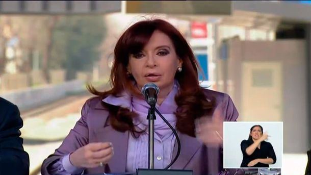 VIVO: la Presidenta encabeza un acto por Cadena Nacional