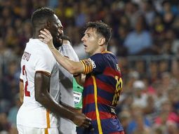 ¿se volvio loco? mira la reaccion de messi contra un jugador de la roma ¿se volvio loco? mira la reaccion de messi contra un jugador de la roma