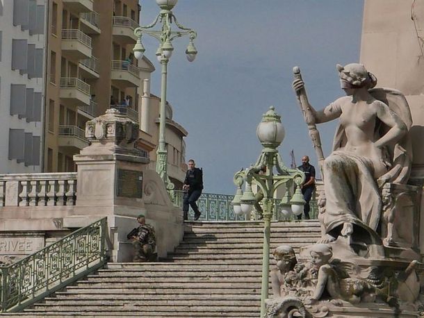 Un hombre mató a 2 personas en Marsella: creen que fue un ataque terrorista