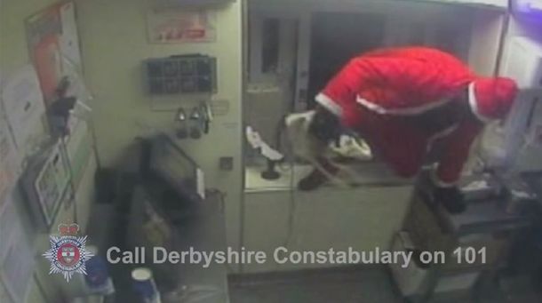 El día que Papá Noel se robó la Navidad: asaltó un KFC con su traje rojo