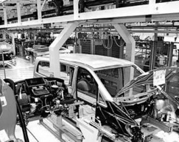 Mercedes Benz invertirá $797 millones en la Argentina