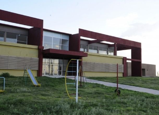 Insólito: dio a luz y le encontraron un paquete de marihuana