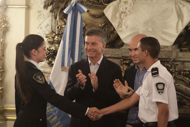 Macri, a la Policía Federal: Necesitamos que los argentinos se sientan seguros