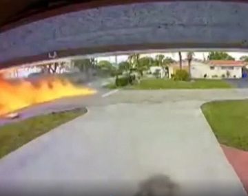 Cayó una avioneta sobre una camioneta: dos hombres y un nene muertos