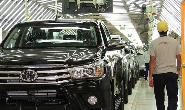Histórico: Toyota trabajará en tres turnos para alcanzar una producción récord