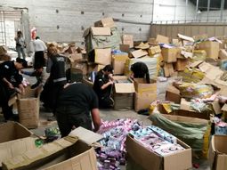 golpe al contrabando: secuestran mercaderia por mas de $40 millones golpe al contrabando: secuestran mercaderia por mas de $40 millones