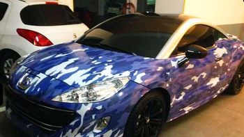 un delantero de river presento su nuevo auto guerrero un delantero de river presento su nuevo auto guerrero