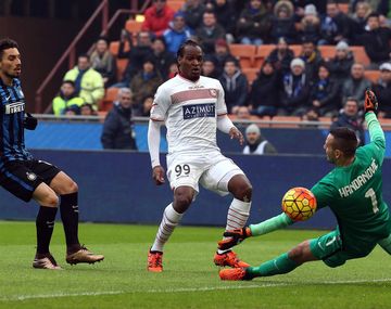 Mirá el insólito gol que le anularon al Carpi por una inexistente falta