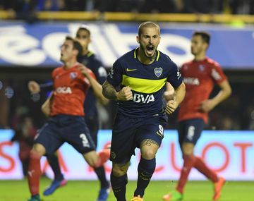 Benedetto se llena la boca de gol