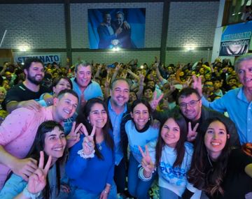 Massa felicitó a intendentes peronistas que retuvieron sus comunas en Mendoza
