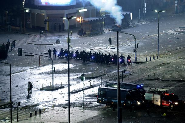 El Gobierno lamentó los incidentes en el Obelisco: Empañaron una fiesta popular espontánea