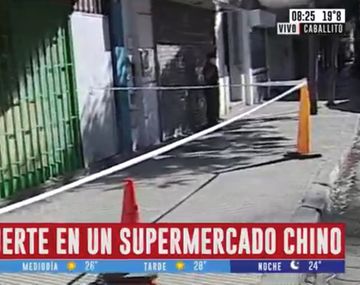 Mataron de 23 tiros a un hombre desde un auto cuando caminaba por Caballito