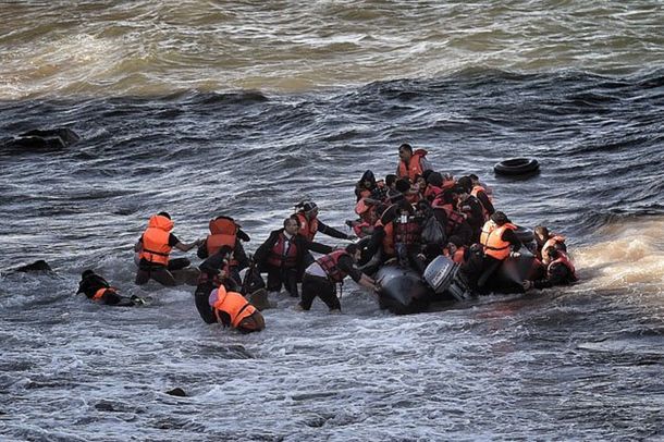 ONU advierte sobre una nueva tragedia con refugiados en el Mediterráneo