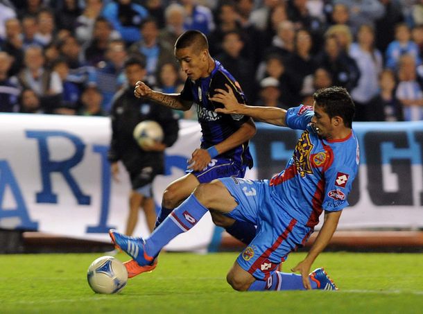 Arsenal y Racing ponen en juego sus últimas fichas