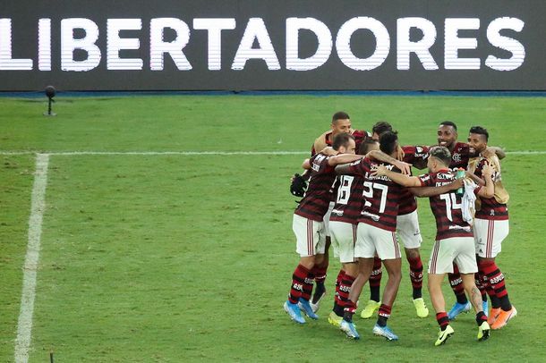 Flamengo goleó a Gremio y jugará la final de la Copa Libertadores ante River