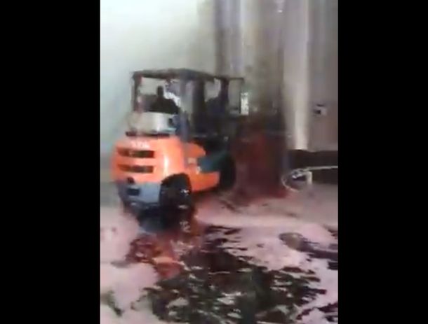 Derrame de vino en bodega