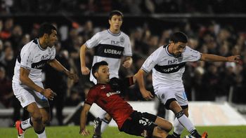 newells y gimnasia repartieron puntos en un partido parejo newells y gimnasia repartieron puntos en un partido parejo