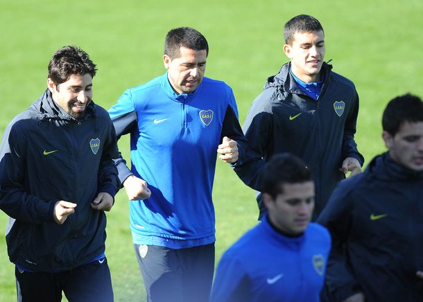 Riquelme entrenó y Bianchi lo incluirá ante Quilmes