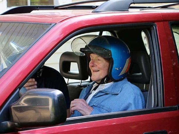 Un sueño particular: quería chocar su auto y se dio el gusto a los 91 años