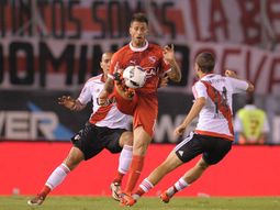 alario aparecio sobre el final y river le gano el clasico a independiente alario aparecio sobre el final y river le gano el clasico a independiente