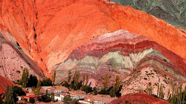 El mirador del Cerro de los Siete Colores tiene un nuevo sistema de caminería