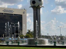La sede de la Confederación Sudamericana de&nbsp;Fútbol&nbsp;(Conmebol) en Luque, Paraguay