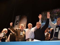 es oficial: la cgt va al paro nacional por 24 horas es oficial: la cgt va al paro nacional por 24 horas