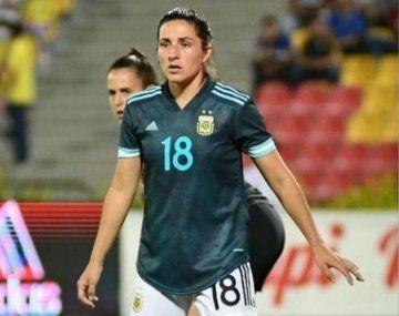 Una jugadora de la Selección argentina femenina cargó contra la Scaloneta